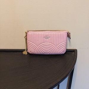 Rose/mauve NWOT Coach wristlet